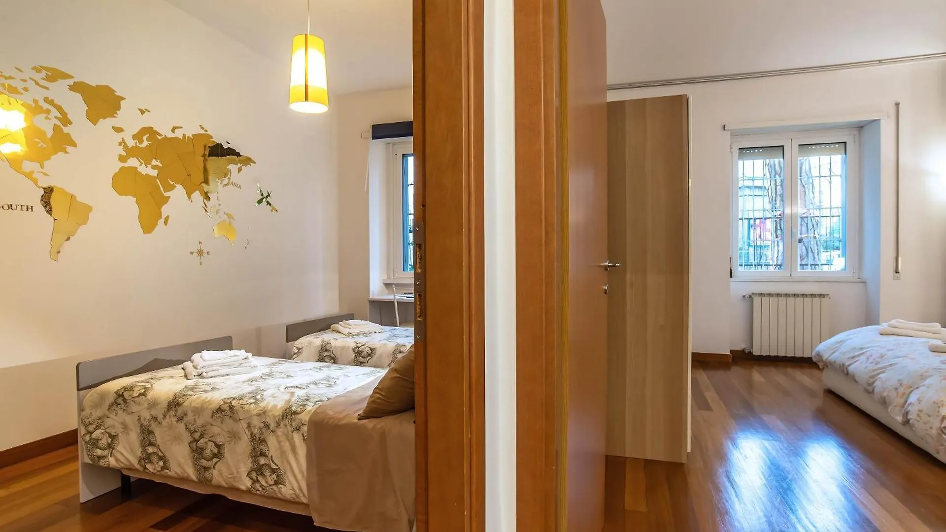 Viale Tirreno - Appartamento Con Patio Rom 0*,  Italien