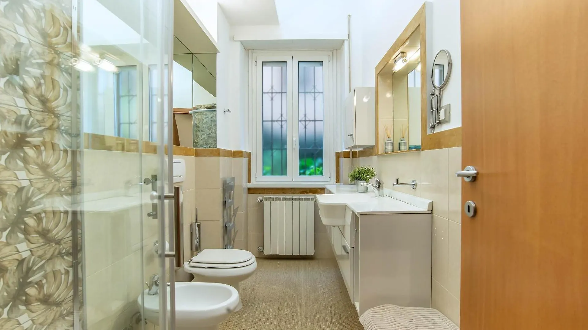 Viale Tirreno - Appartamento Con Patio Rom Italien
